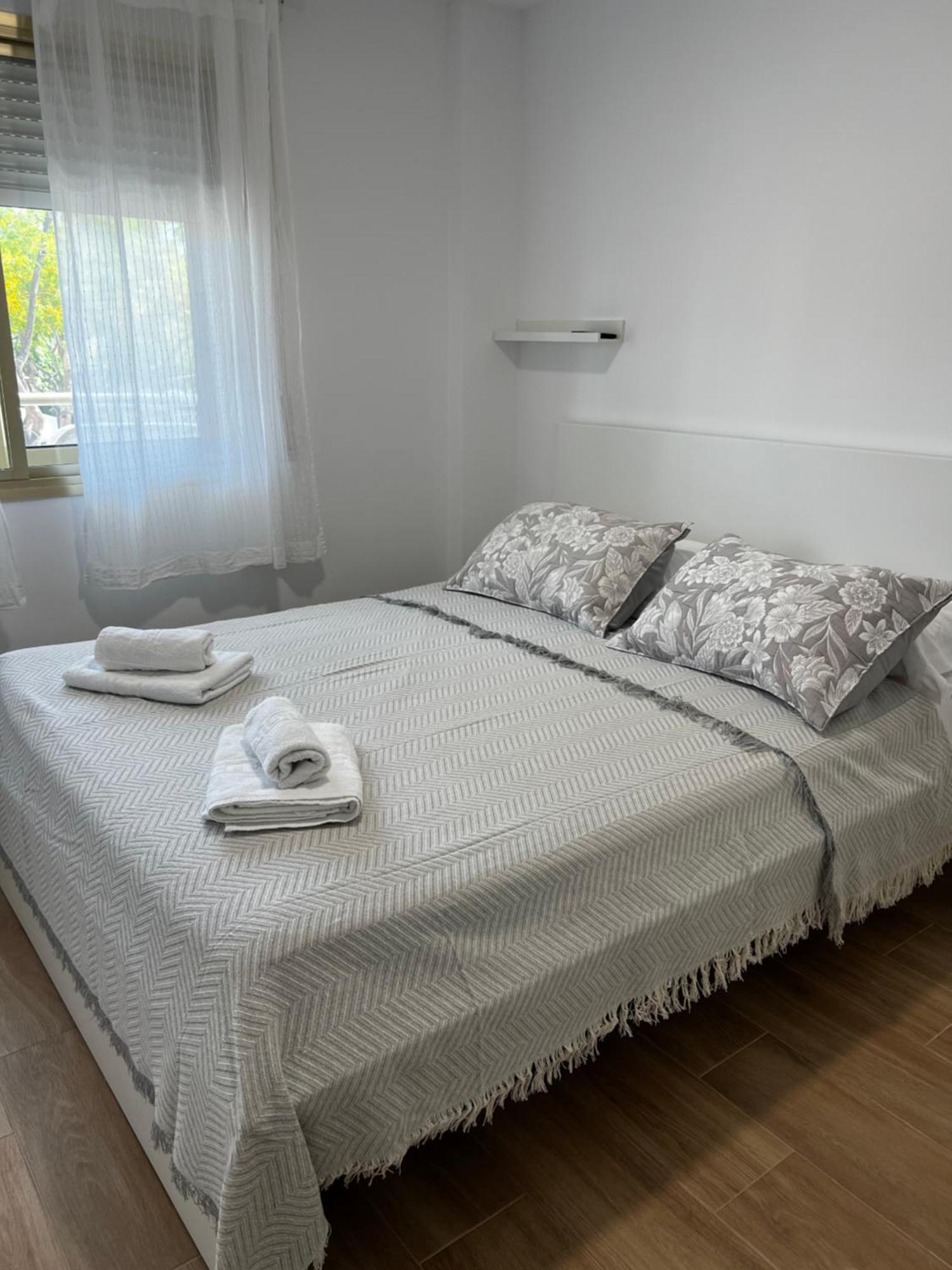 Second Home Salou Exteriör bild